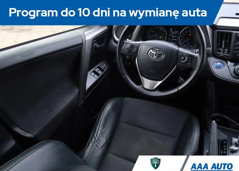 Toyota RAV4 cena 91000 przebieg: 100603, rok produkcji 2016 z Żuromin małe 191